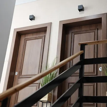 Iliana's Apartment *