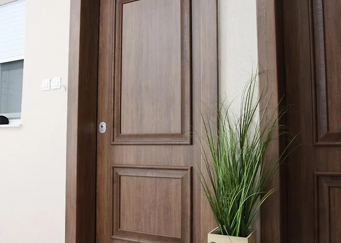 Apartment Iliana's *